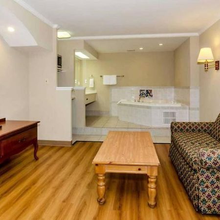 Motel 6-Newark, De Luaran gambar