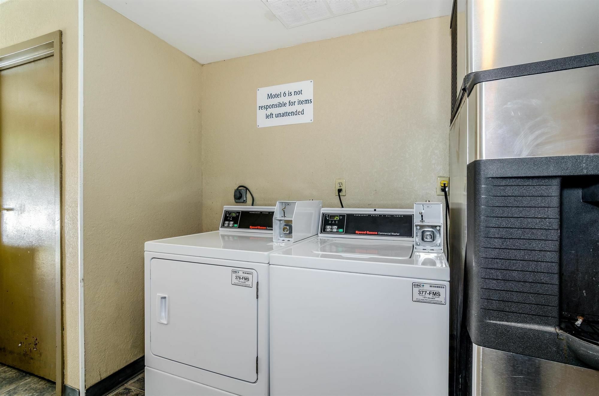Motel 6-Newark, De Luaran gambar